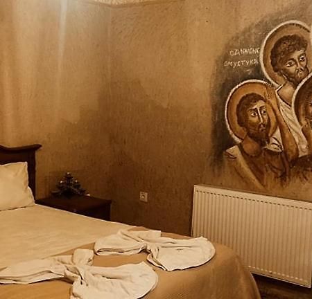 Stay In Peace Cave Hostel Гореме Экстерьер фото