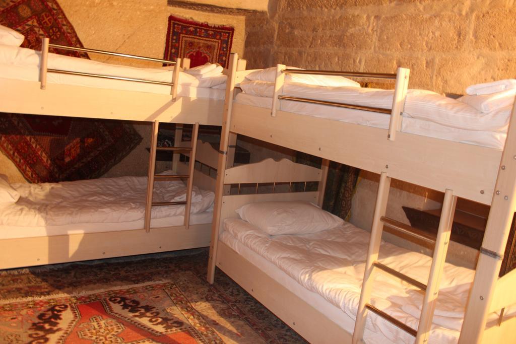 Stay In Peace Cave Hostel Гореме Экстерьер фото