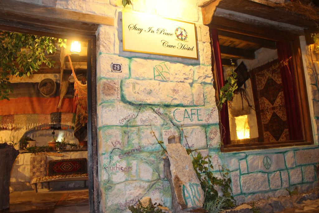 Stay In Peace Cave Hostel Гореме Экстерьер фото
