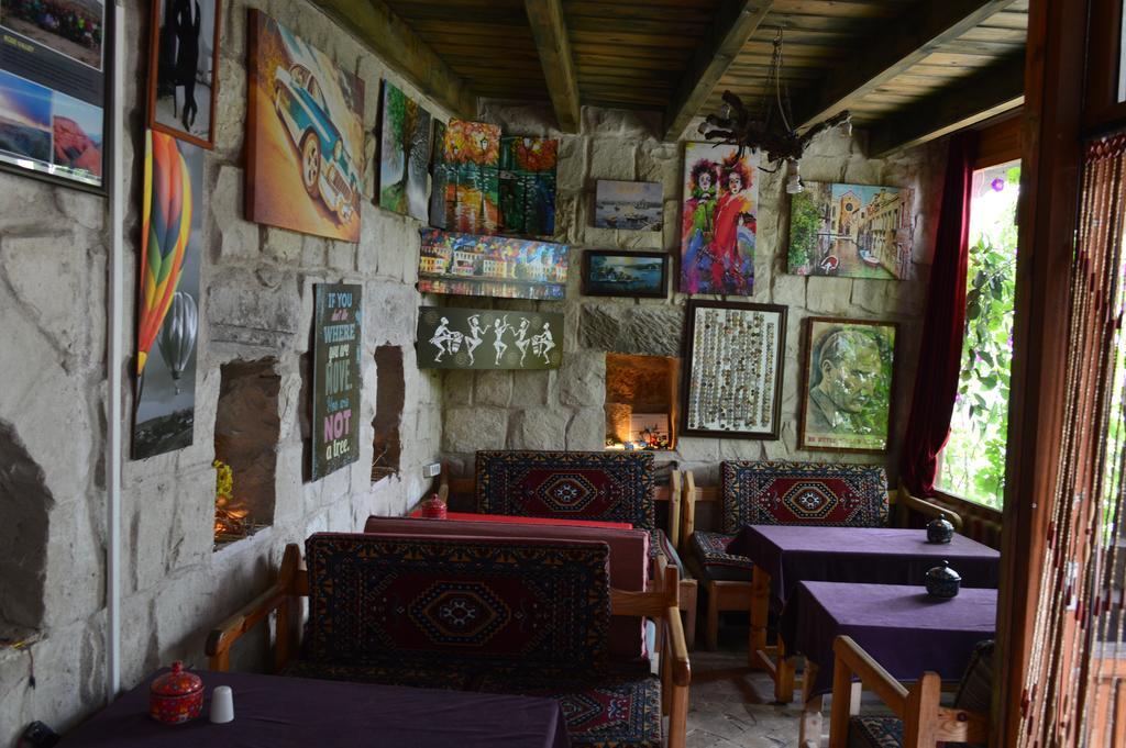 Stay In Peace Cave Hostel Гореме Экстерьер фото
