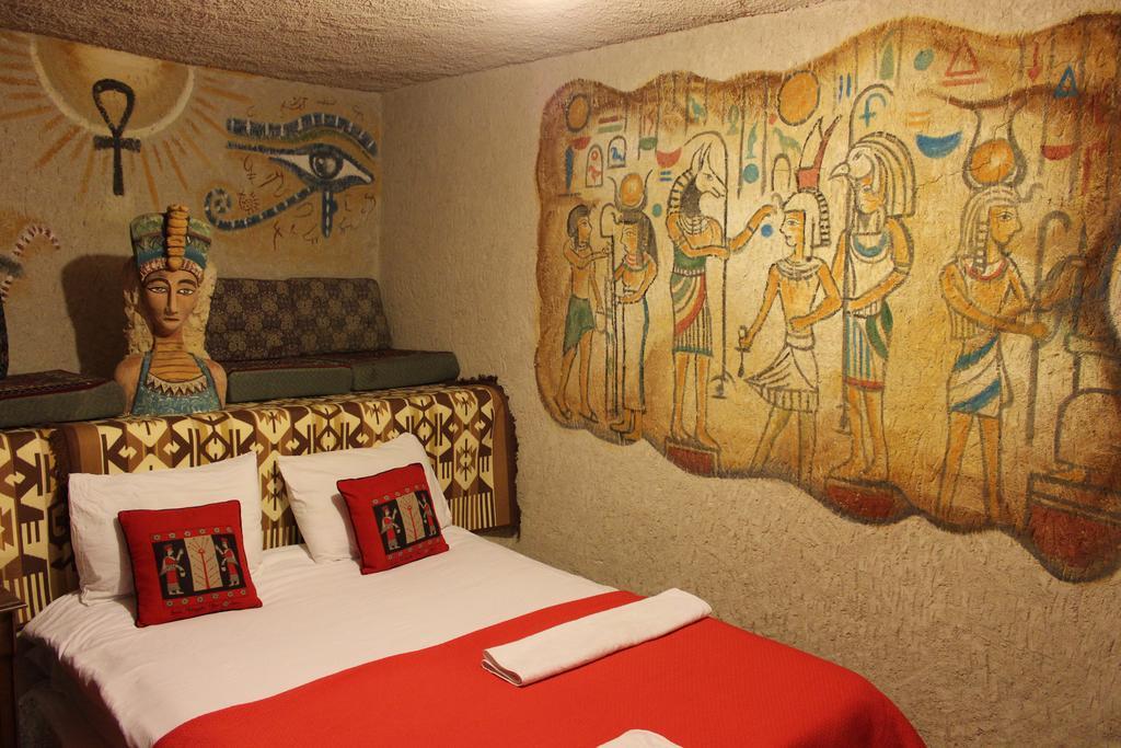 Stay In Peace Cave Hostel Гореме Экстерьер фото