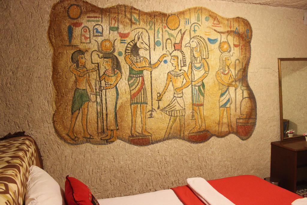 Stay In Peace Cave Hostel Гореме Экстерьер фото