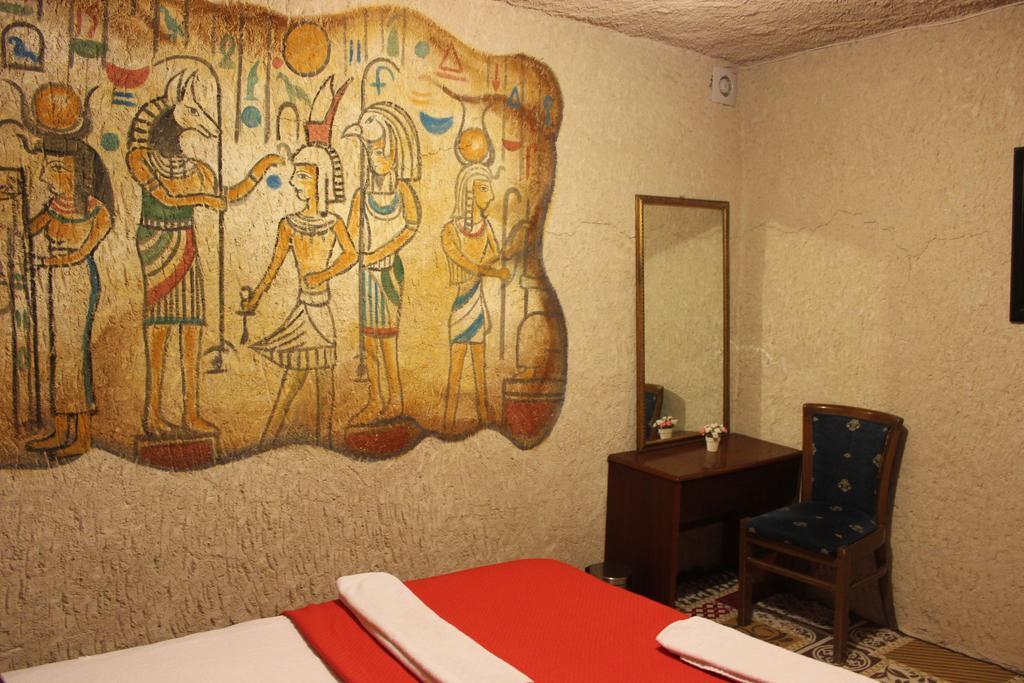 Stay In Peace Cave Hostel Гореме Экстерьер фото