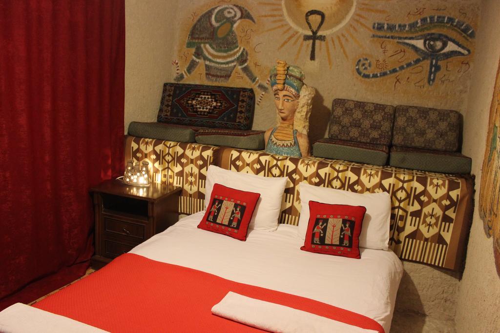 Stay In Peace Cave Hostel Гореме Экстерьер фото